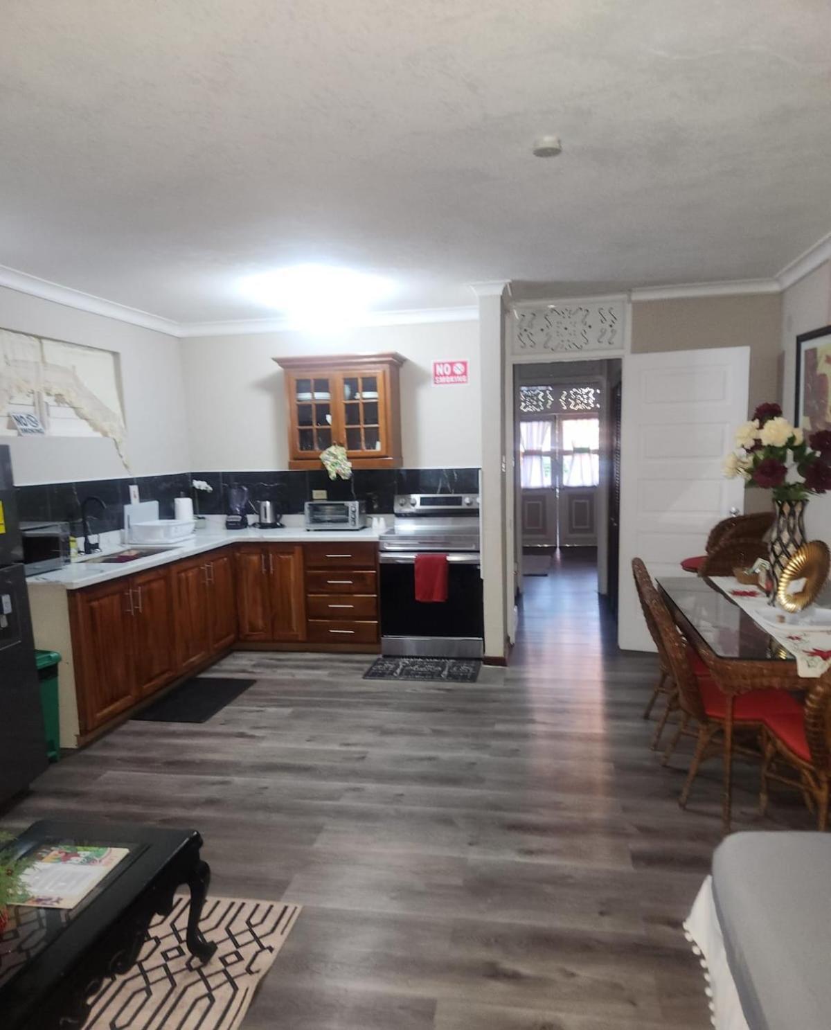 Cozy Villa Escape Runaway Bay Ngoại thất bức ảnh